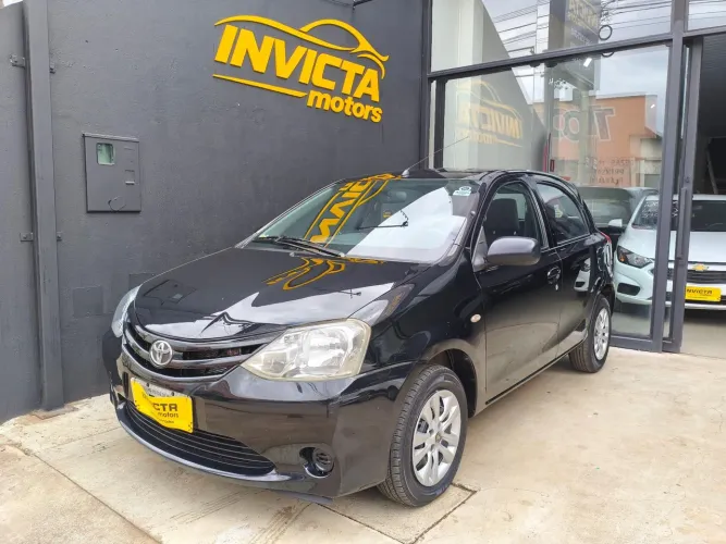Toyota Etios 1.3 Flex 16V 5P Mec. 2013