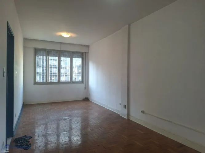 KIT AMPLA COM DORMS., SALA, A 300 METROS DO METRÔ, LADO DA CÂMARA MUNICIPAL, RUA JAPURÁ-BE