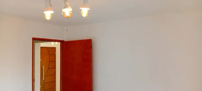 Apartamento para venda possui 35 metros quadrados com 2 quartos
