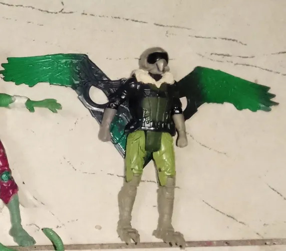 Tarântula Toy Biz Anos 90 + Abutre MCU (Tipo Hasbro)