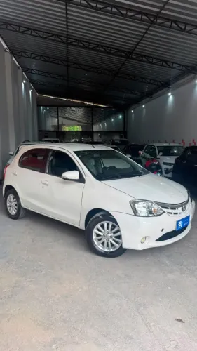 Toyota Etios XLS 1.5 Flex 16V 5P Mec. 2016