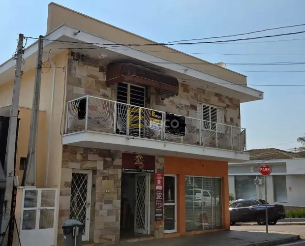 ESPAÇOSA E PRÁTICA CASA PARA LOCAÇÃO NA RUA NOVE DE JULHO NO CENTRO DE VINHEDO/SP