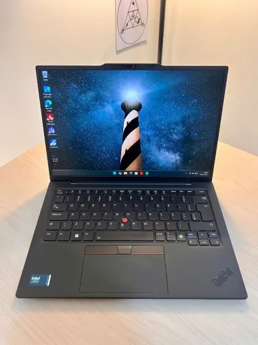 Notebook Thinkpad X1 Carbon Gen 12 - Em estado de novo