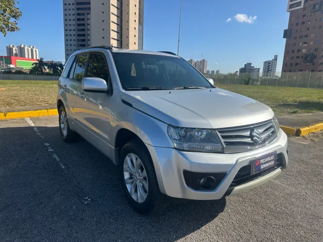 Suzuki Grand Vitara 2.0 16V 4x2/4x4 5P Mec. 2013