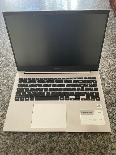 Notebook Samsung Book X30. Memória 8GB. HD 1TB.
