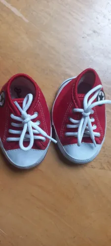 Tênis de bebê TAM 17 vermelho