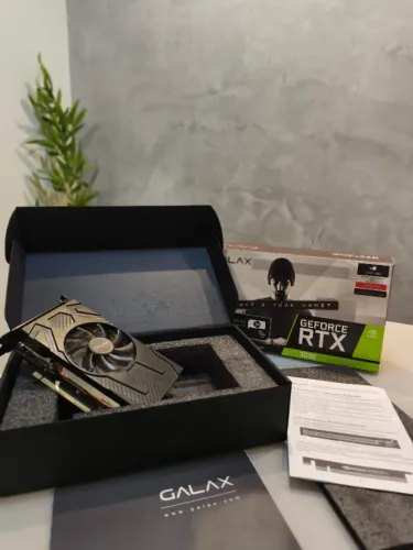 Nvidia GeForce RTX 3050 - OC - versão de 8GB - GALAX