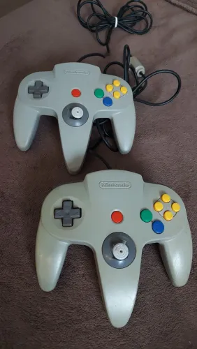 2 Controles originais para Nintendo 64