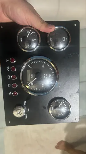 Vendo essa Painel/Mesa de Centro para Barco