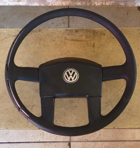 VOLANTE VOLKS 8150