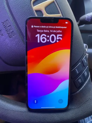 IPhone 13 128gb na cor azul escuro, tenho a caixa e nota fiscal.