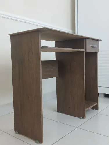 Mesa Simples para Notebook/PC/Estudos