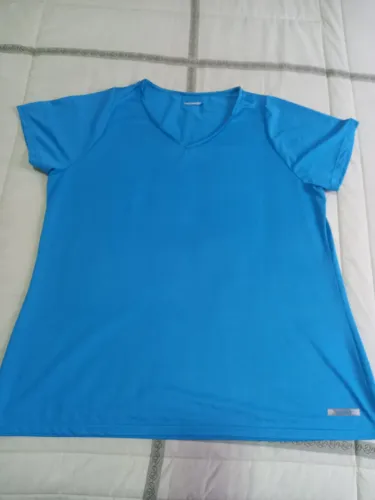Blusa kalenji dri fit