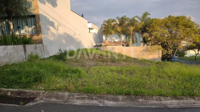 Terreno à venda no Residencial Madre Maria Vilac em Valinhos na Davanti Imóveis.