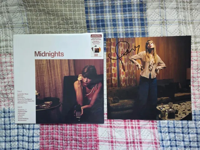 LP Vinil Taylor Swift Midnights Blood Moon Autografado