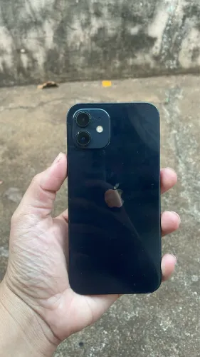 iPhone 12