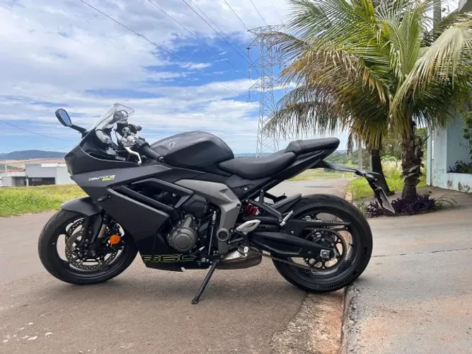 Triumph Daytona 660 2025