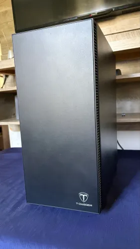 Gabinete Gamer T-Dagger - Vidro Temperado - Impecável