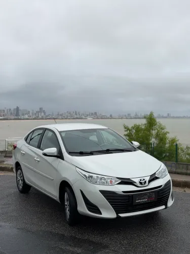 Toyota Yaris XL Live Sedan 1.5 Flex 16V 4P AUT 2021