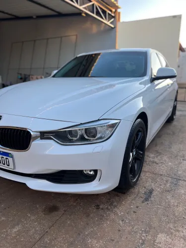BMW 320I A 2.0 Turbo/activeflex 16V 184cv 4P 2014