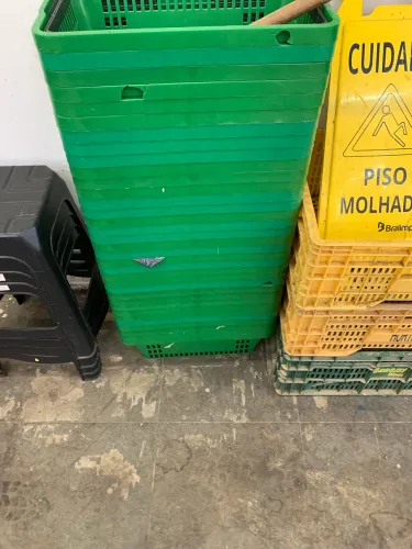 35 unidades cesta supermercado pra compras $15,00 cada 