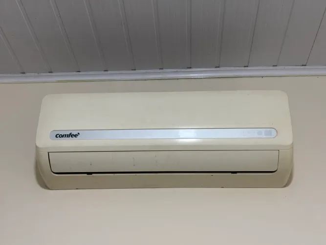 Ar condicionado comfee 12mil BTUs 