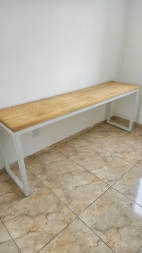 Mesa escrivaninha