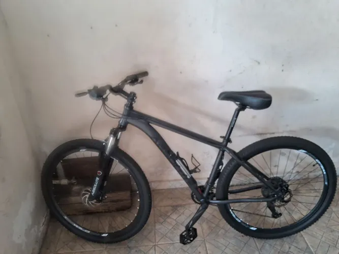 Bicicleta Absolut Nero 5