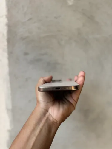 iPhone 16 pro max mensagem de câmera e botão + para arrumar