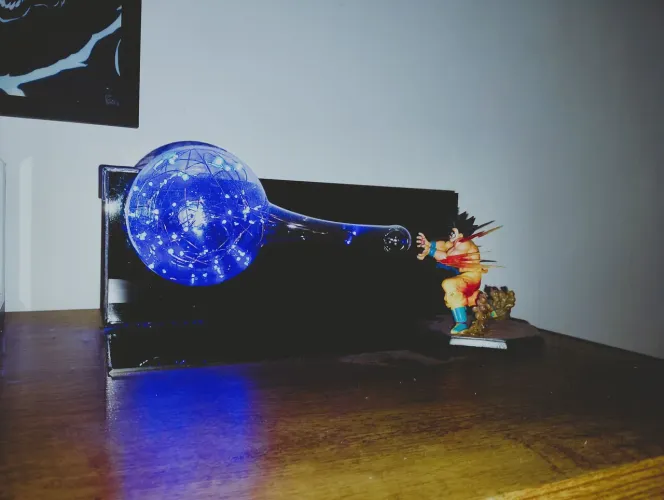 Luminária Goku