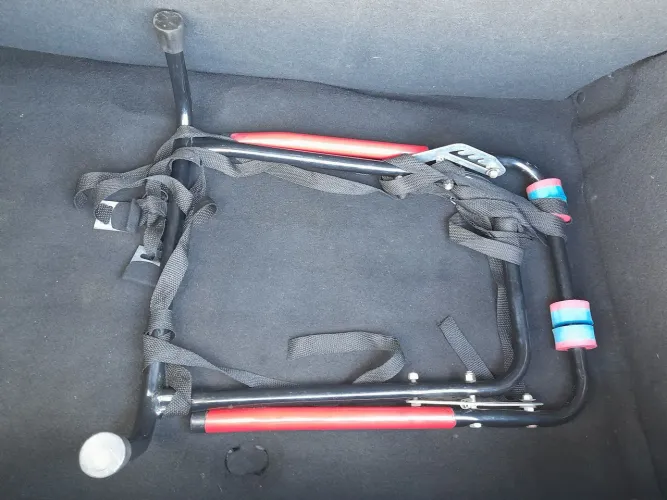 Suporte de carro para bicicleta