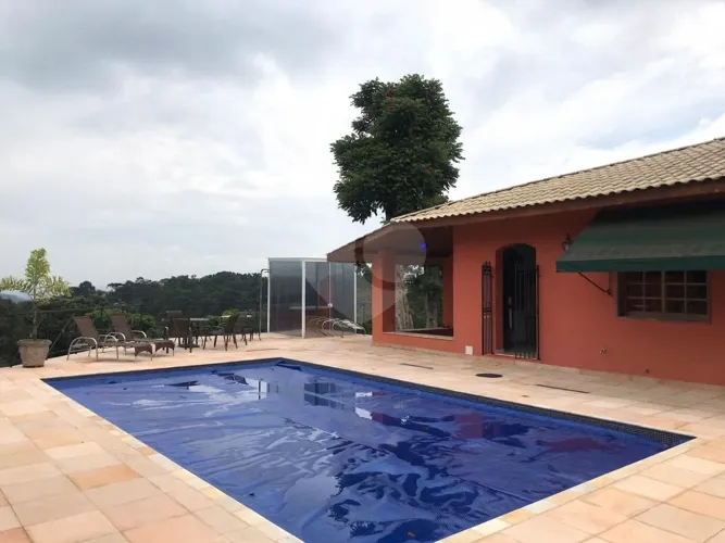 Condomínio com 5 quartos à venda em Caraguatá - SP