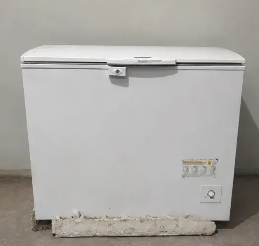 Freezer Eletrolux 1 porta H330