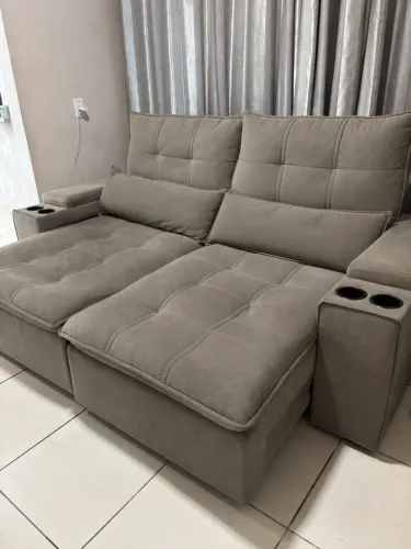 VENDO SOFÁ RETRÁTIL COM CHAISE