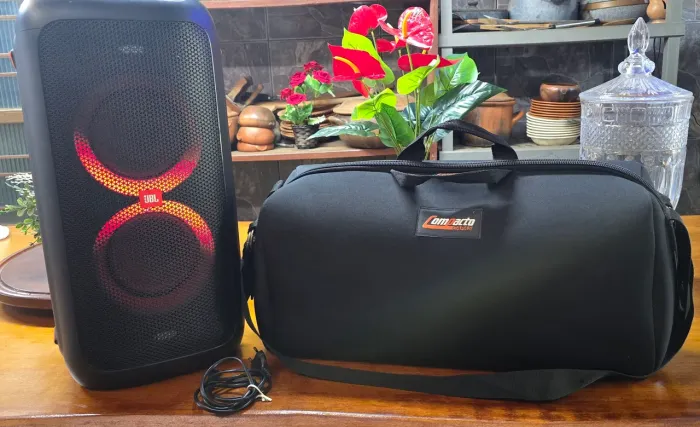 JBL Partybox 100 + bolsa - praticamente sem uso