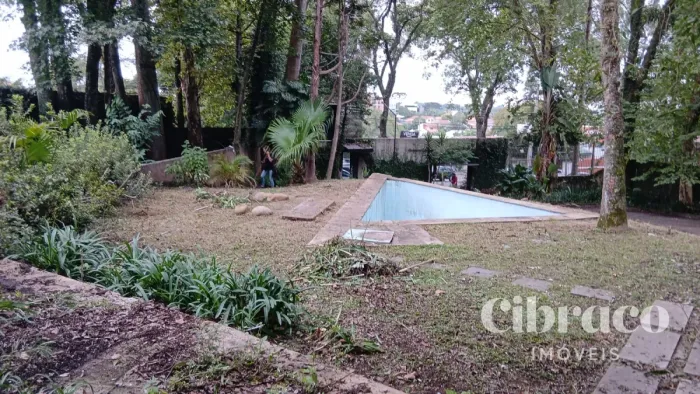 Terreno a venda no Mercês com 1558m²