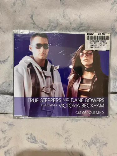Victoria Beckham - Single Out Of Your Mind