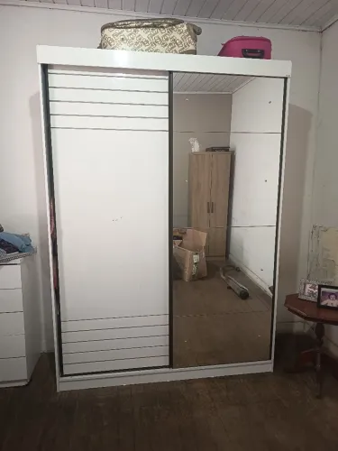 Guarda roupa Solteiro com espelho 2 portas de correr