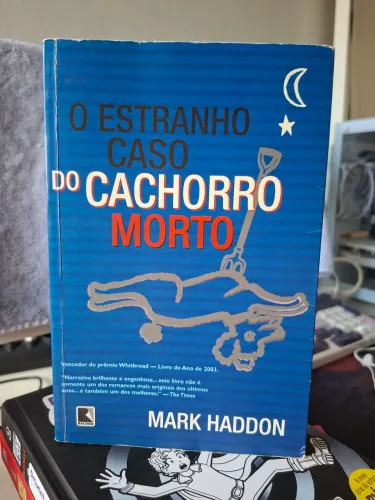 O estranho caso do cachorro morto