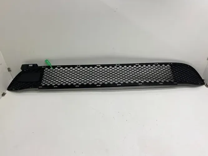 Grade Inferior Parachoque Diant Mercedes Cla250 2020 A 2023