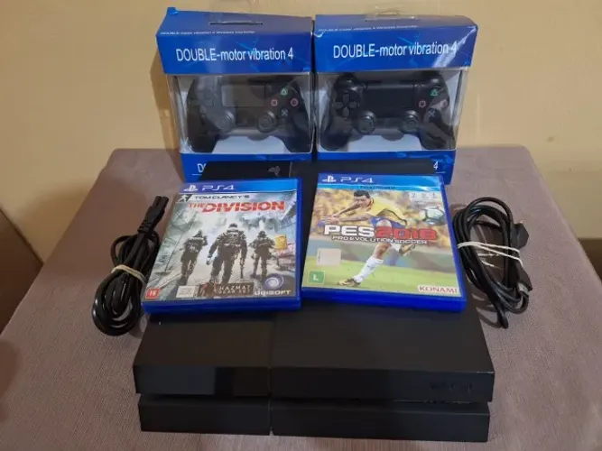 Playstation 4 500gb completo com jogos originais e 2 controles novos