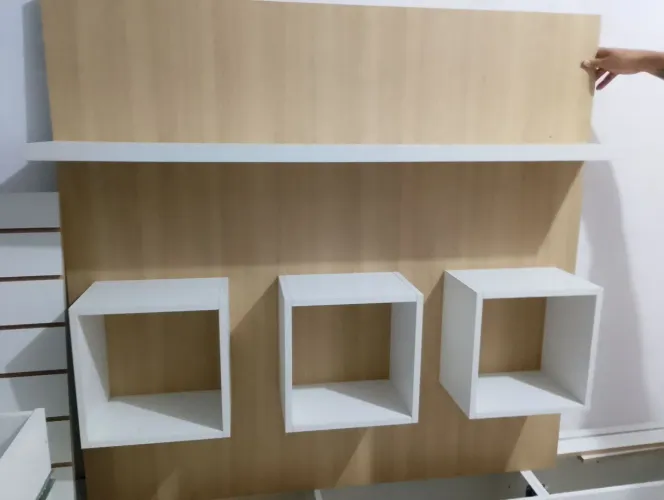 Painel com nichos