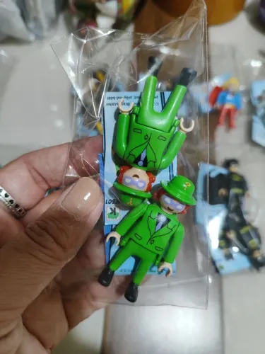 Boneco playmobil DC Kinder ovo colecionavel charada