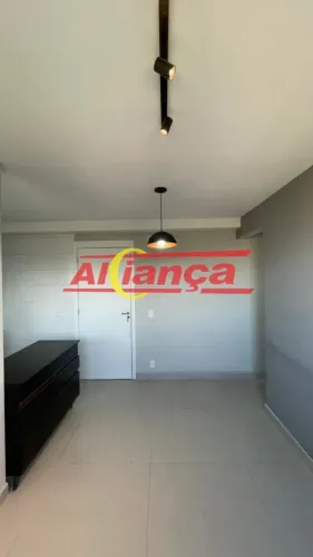 Apartamento com 40m² à locação, 2 quartos, 1 vaga na Vila Rio de Janeiro - Guarulhos/SP