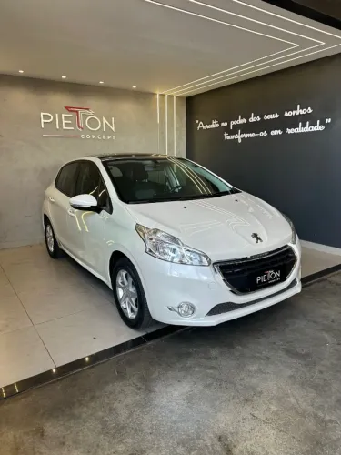 Peugeot 208 Allure 1.5 Flex 8V 5P 2014
