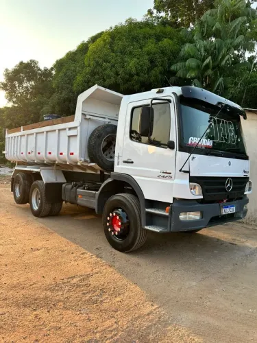 Caçamba 2425