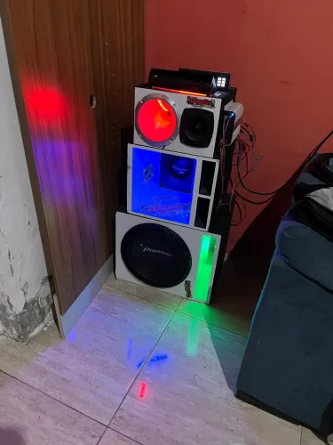 Som automotivo completo no preço