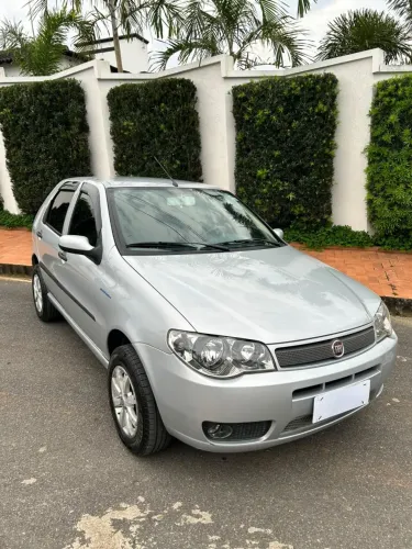 Fiat Palio 1.0 Cel. Econ./italia F.flex 8V 4P 2010