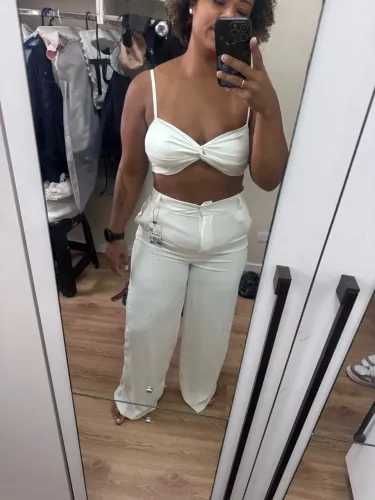 DESAPEGO ROUPAS 46/48