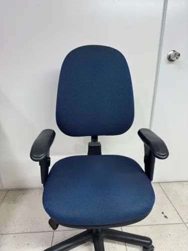 Cadeira giratória de escritório